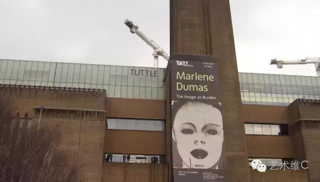 英国女性夏季服装风格特点,英国女性夏天穿衣打扮