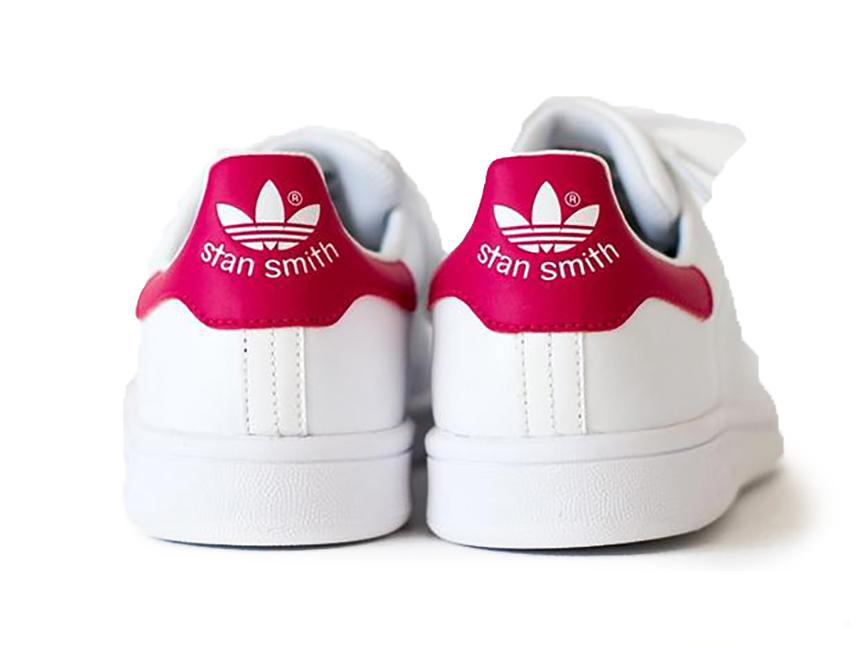 喏，你要的小白鞋都在这儿了