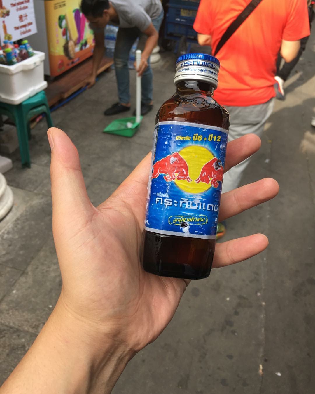 泰国红牛一共几个版本,泰国红牛发展史