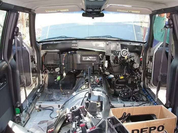 00后改装,00后改装君威