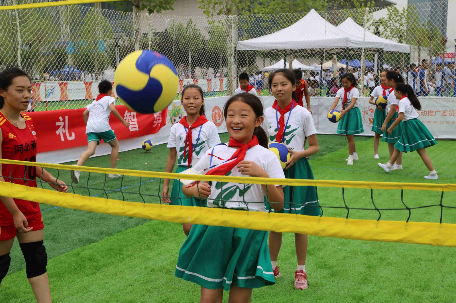 热爱体育的小伙伴们,热爱体育的朋友们视频