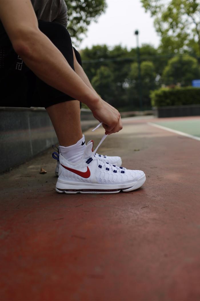 杜兰特球鞋kd9,杜兰特哪代战靴最好