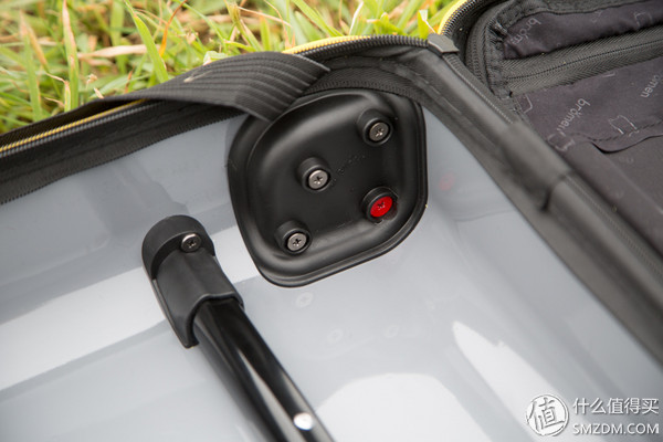 一次关于怀念的旅行--ONEBOX一个箱子科比定制版旅行箱