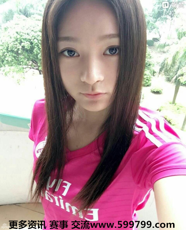神似关晓彤的女高中生,关晓彤足球女孩