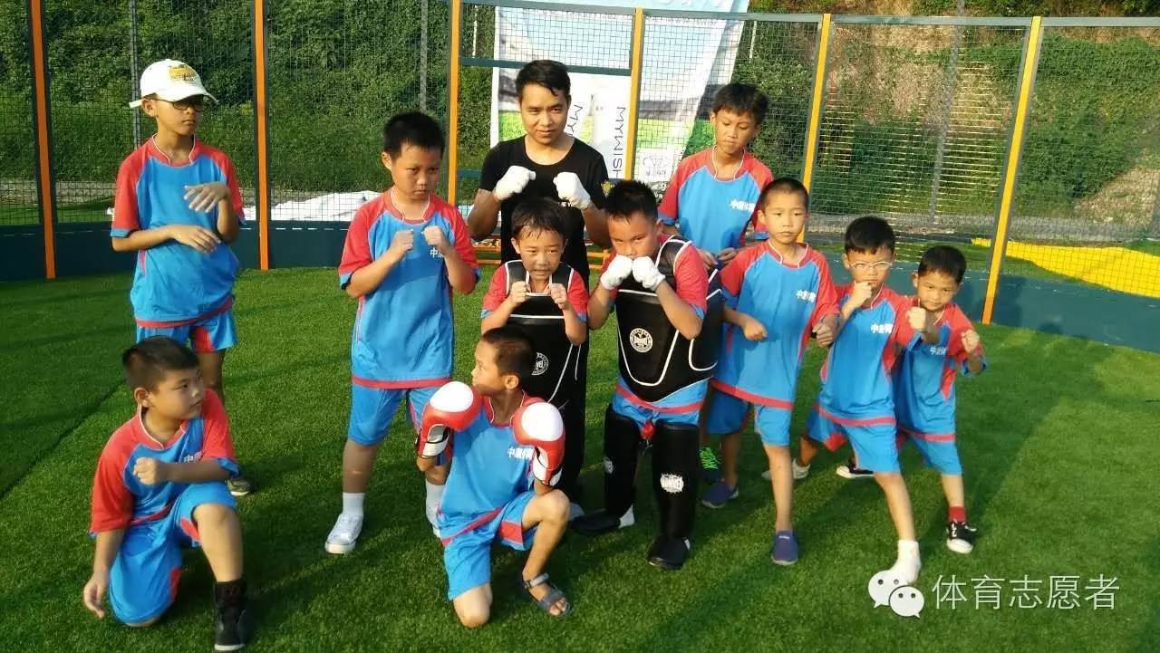 有传闻，苍老师要到6号体育公园开班，教足球，与粉丝互动？！