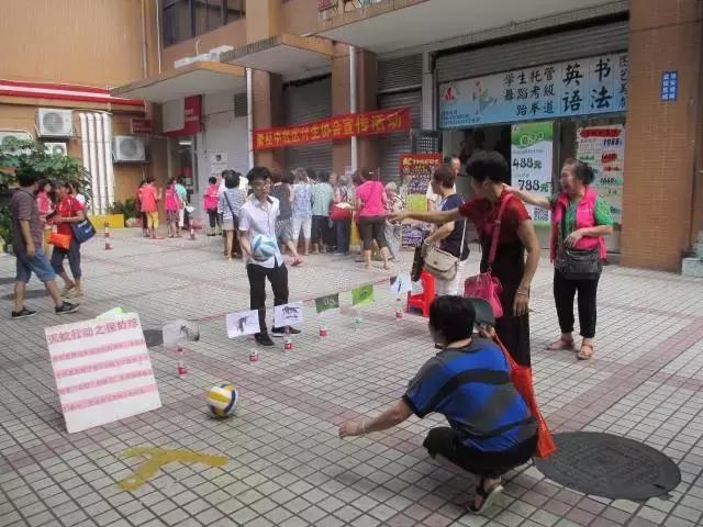 海珠|寻回老时光，再来体验一把摇着蒲扇看露天电影的味道吧