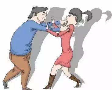 男子醉酒怒打老婆,男子醉酒在派出所被老婆打