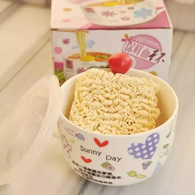 男朋友送我的礼物在我看来很贵,男朋友送的礼物吓人