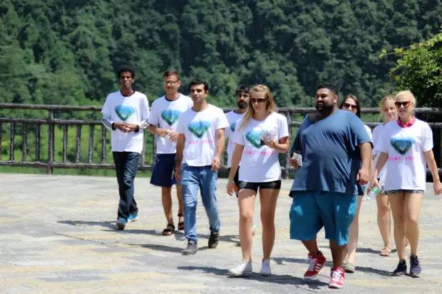 歪果仁眼中真实的中国,歪果仁中国人都这么厉害吗