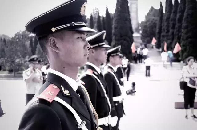 爸爸我来接你回家,宝贝快醒来爸爸带你回家