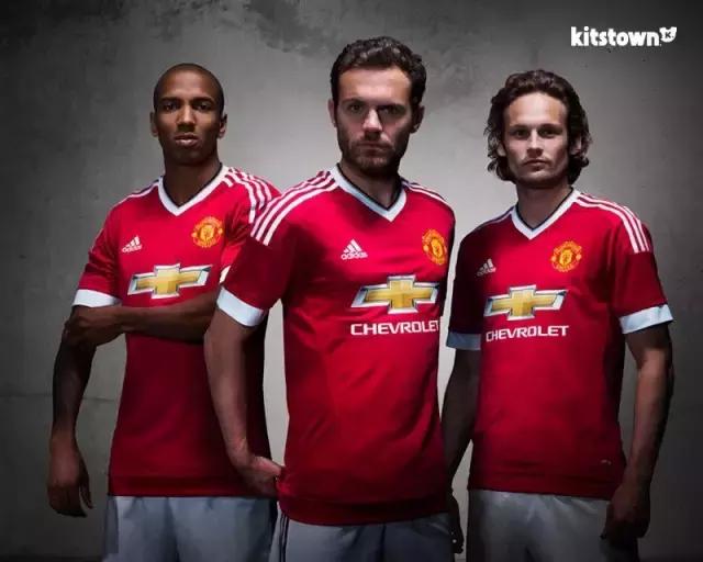 曼联中国春节球衣,伊布曼联新赛季号码