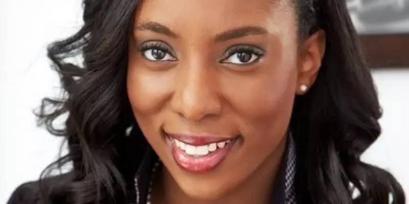 这款足球让数万非洲的贫困人民用上了免费的电。