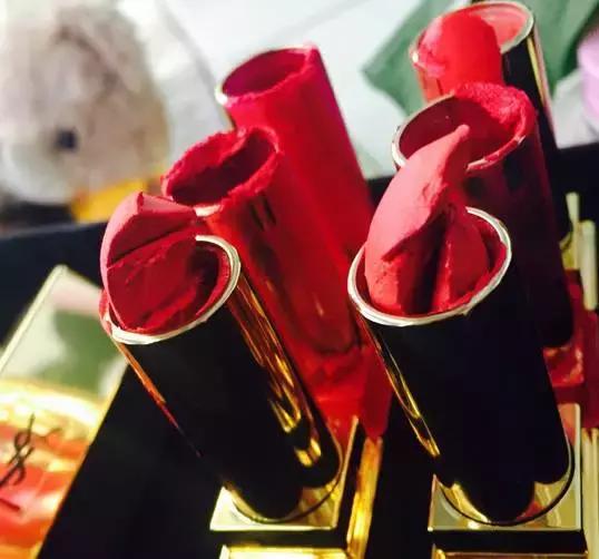 拯救唇膏大作战！3招轻松搞定唇膏折断、熔化尴尬问题！