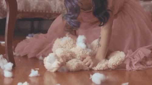 12星女看到跑车时的“奇葩”心理，水瓶亮了