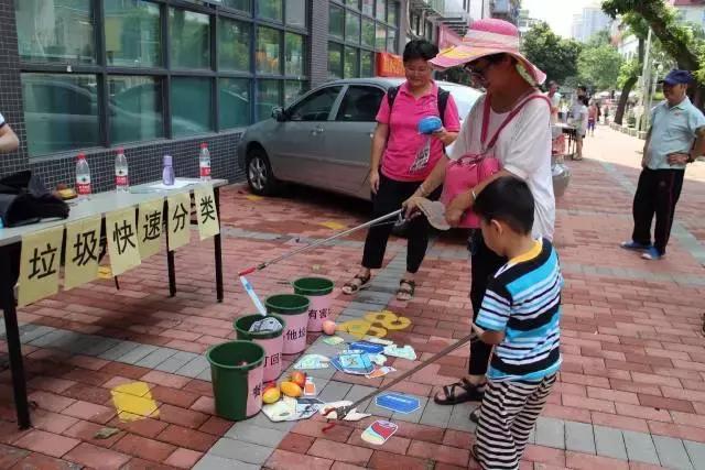 海珠|寻回老时光，再来体验一把摇着蒲扇看露天电影的味道吧