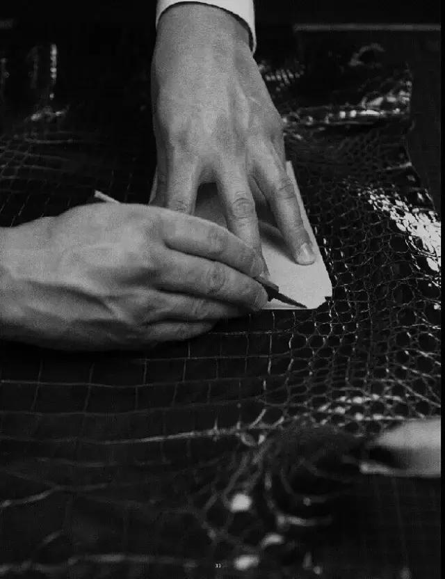 高圆圆最新背的包包,高圆圆剧中包包