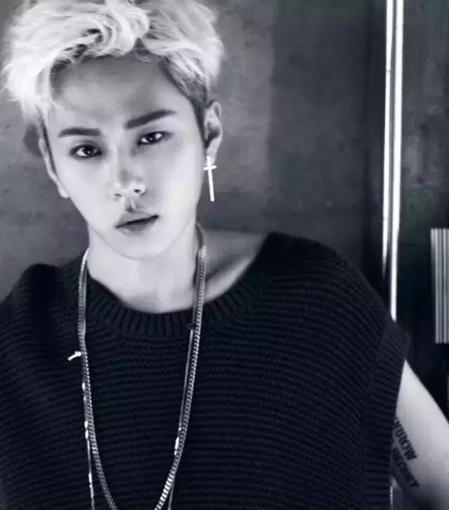 我们为什么那么爱足球,权志龙歌曲我们不要相爱