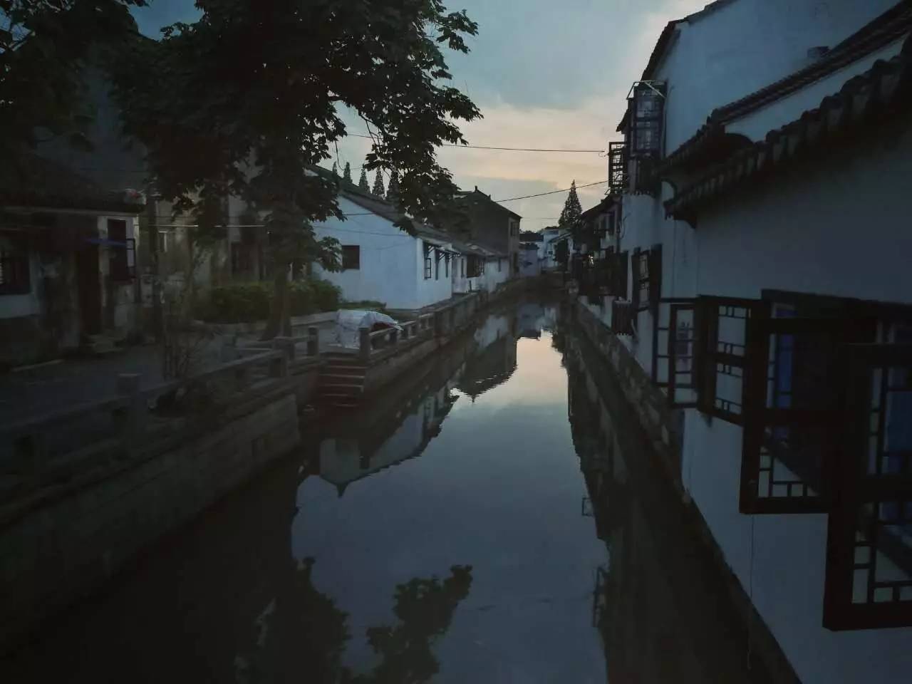 悬桥巷|顾颉刚与叶圣陶童年嬉戏的巷子里，藏着悠悠历史