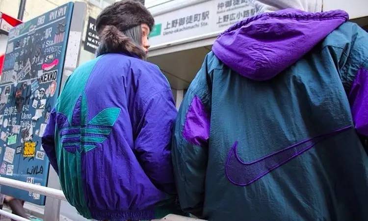 上千块的PALACE、GOSHA复古风单品，这店只需几分之一