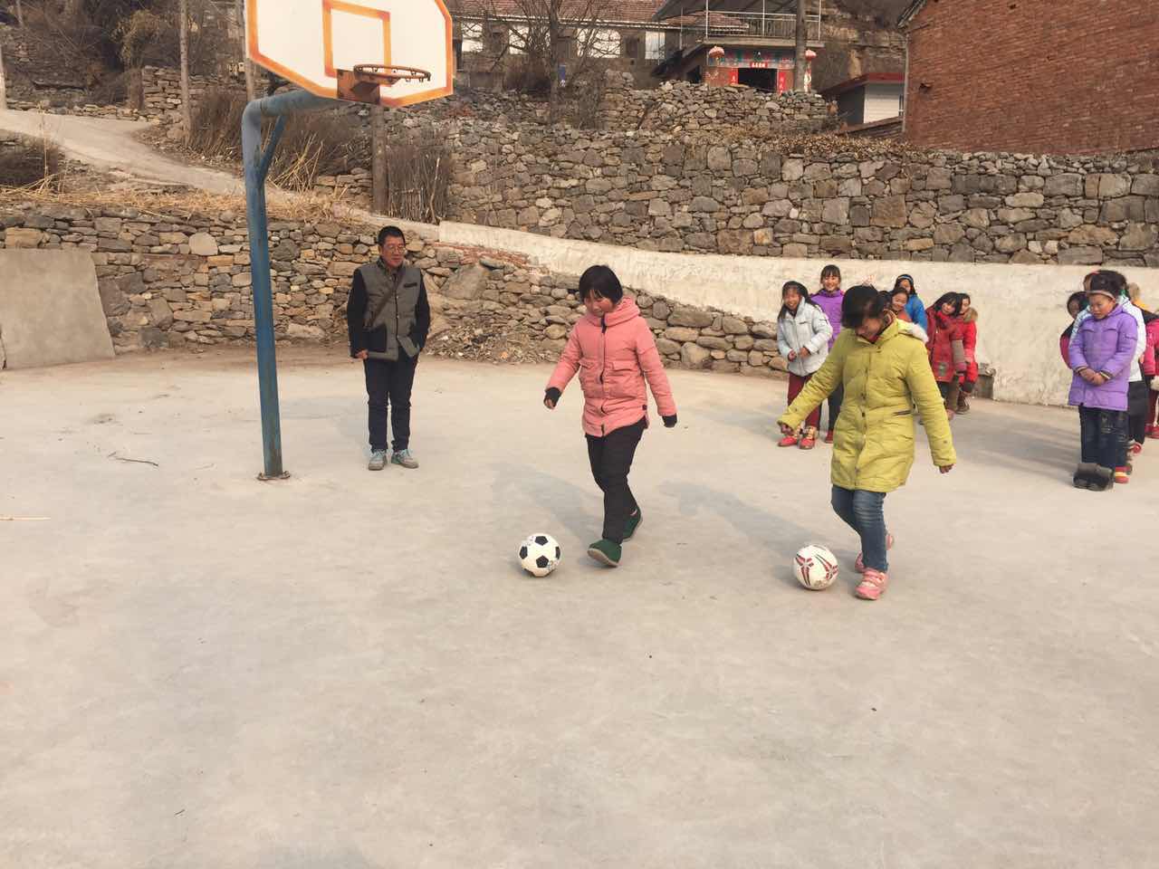 王随生谈青训,王随生踢球