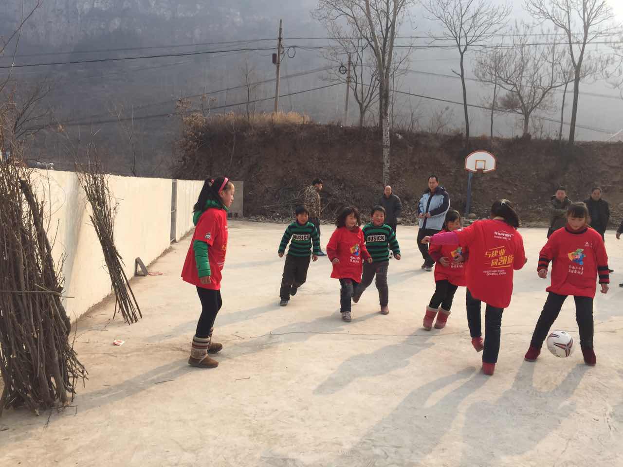 王随生谈青训,王随生踢球