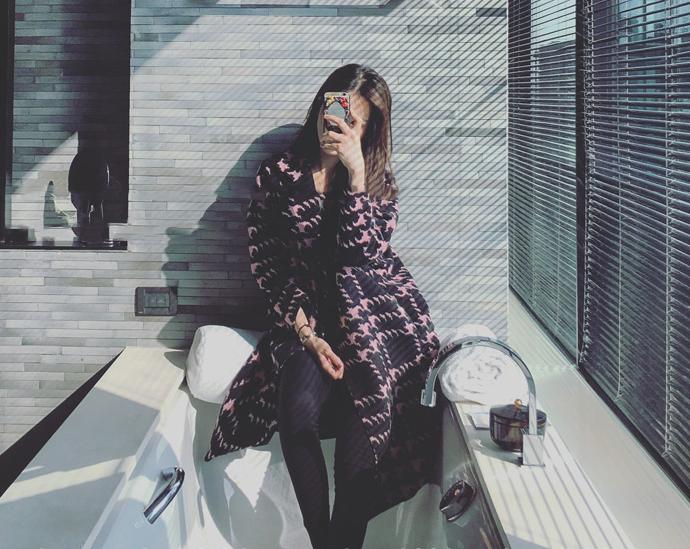 腊七腊八、冻掉下巴！寒意未减，喝碗腊八粥！千鸟格毛呢外套走起