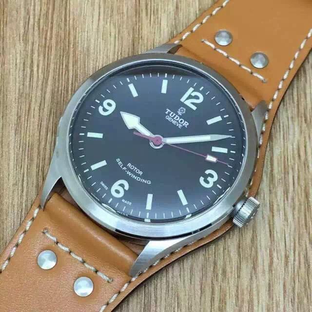 手表经常不准是坏了吗,手表出现哪些问题是正常现象