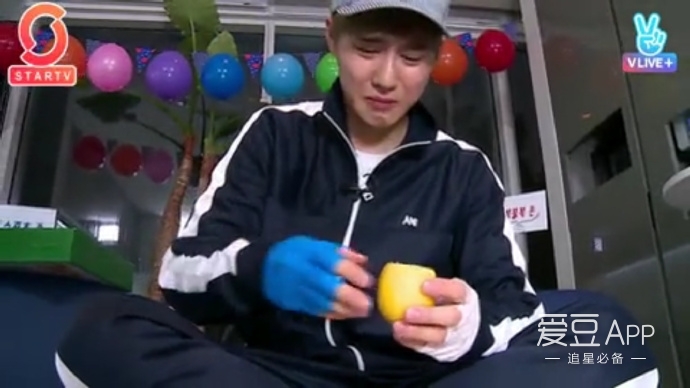 exo分享吴世勋,exo2019年末直播