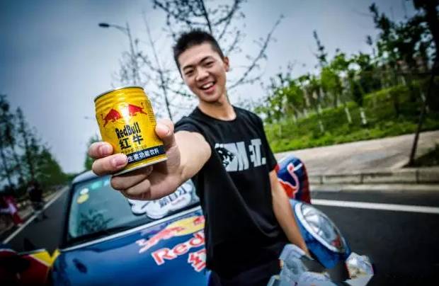 考试季，红牛建了一个百万人参与的能量自习室