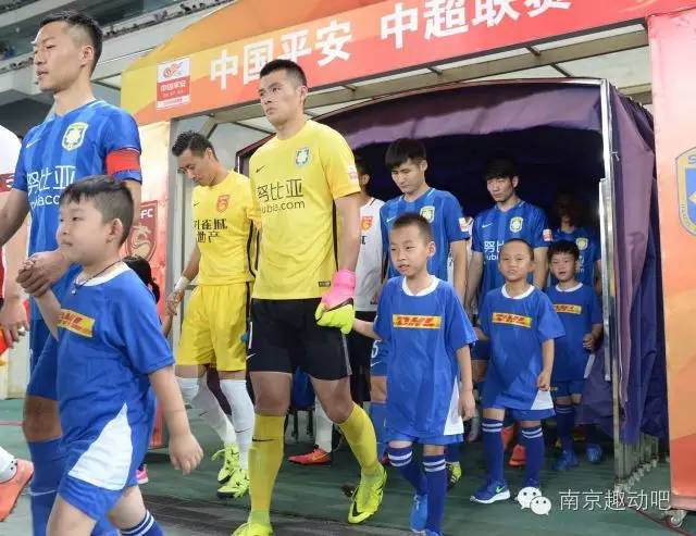 江苏4:1大胜河北华夏,江苏苏宁vs河北华夏