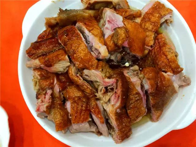 东莞大岭山荔枝柴烧鹅视频,大岭山荔枝烧鹅