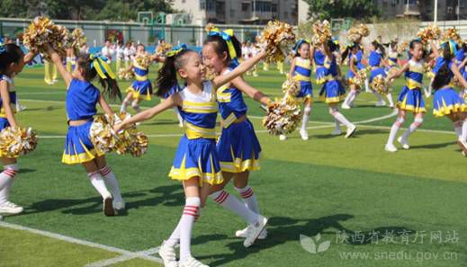 陕西省青少年校外活动中心少儿足球夏令营开营王海波出席