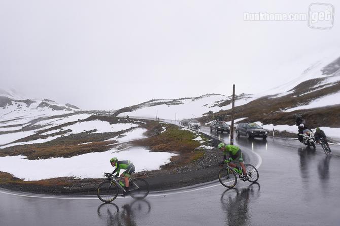 变速时怎么样才能正确变速,如何使用变速器适当变速