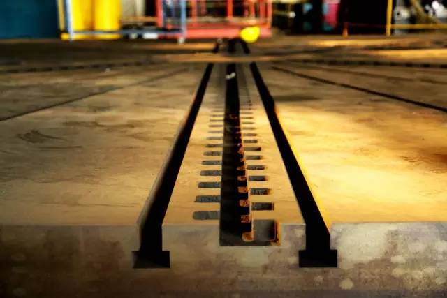 世界顶级车铣加工中心,国外大型数控车铣加工中心