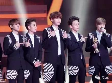 2016金唱片中字完整版,2016金唱片