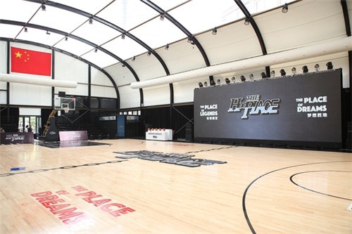 购物中心靠什么吸客流,购物中心吸粉方案