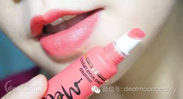 晒货粉丝高清试色今年夏天最值得买的11支唇膏