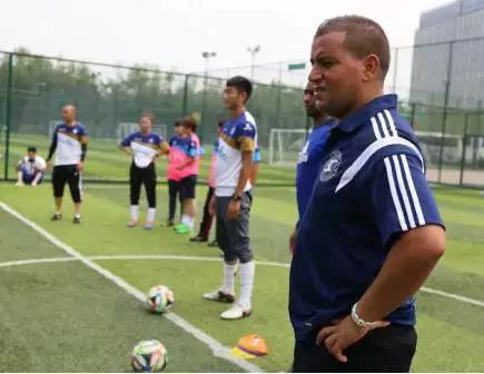 恒圣·胜瑞斯足球赛告捷闭幕中德小球员的差距到底在哪里？