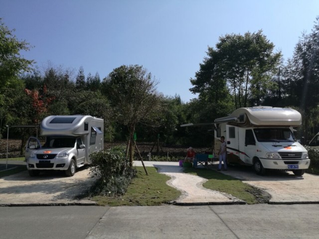 洪雅汽车营地,洪雅七里坪露营基地