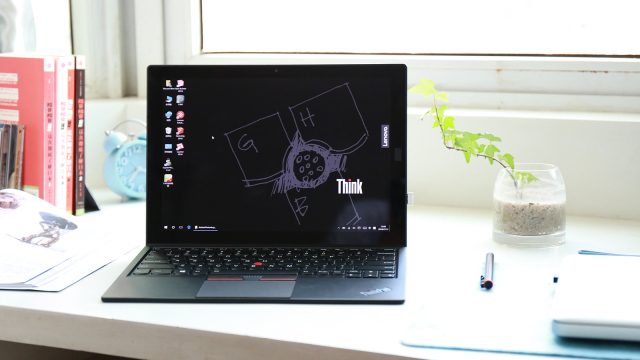 thinkpadx1平板二合一,thinkpadx1和苹果笔记本