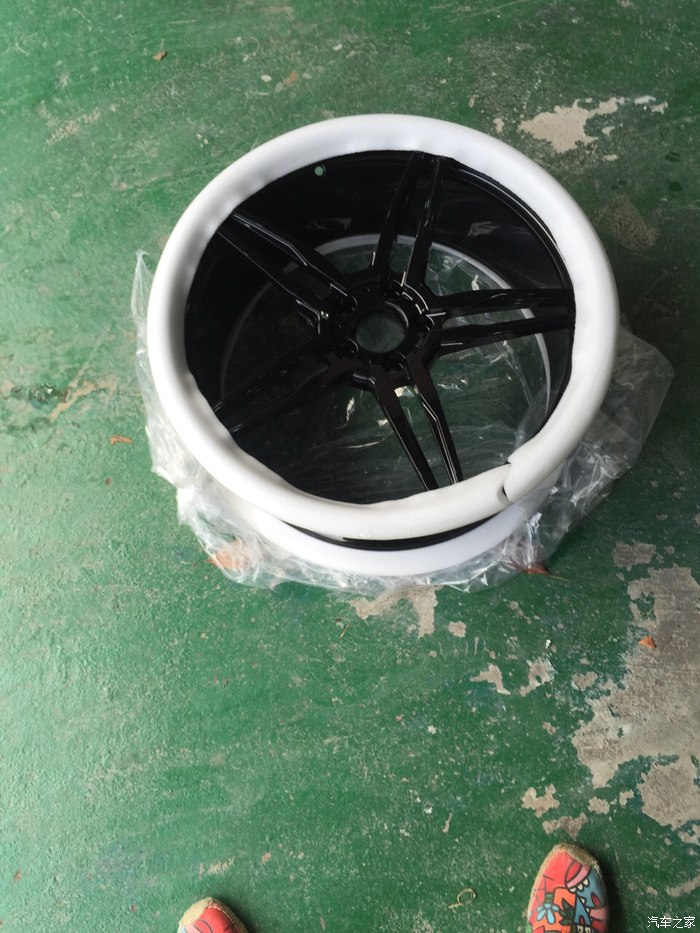 奔驰glk260老款升级新款,外观控汽车