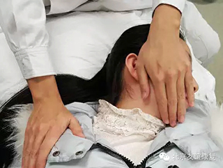 偏瘫嘴部歪训练,歪嘴改善动作