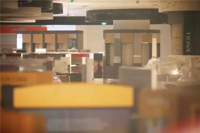 上海最大的免税店在哪里,上海最大最全免税店