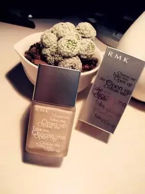 适合混油皮瑕疵多的粉底推荐,不用化妆的美颜相机