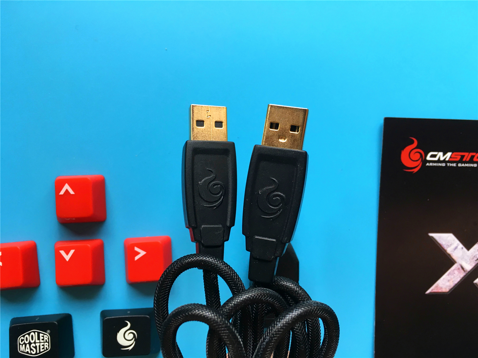 酷冷至尊烈焰枪xt绿轴,酷冷至尊烈焰枪xtv2键盘