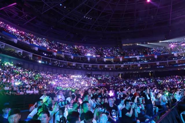 snh48第三届总决选演唱会刘昊然,snh48第十届总选演唱会完整版