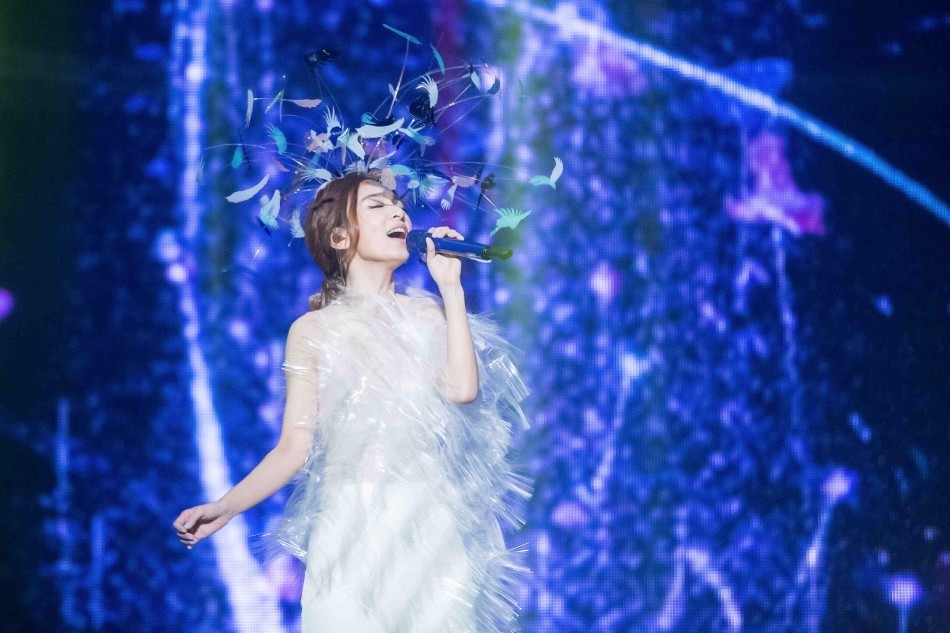 田馥甄演唱会美丽新世界,田馥甄小幸运湖南卫视跨年演唱会