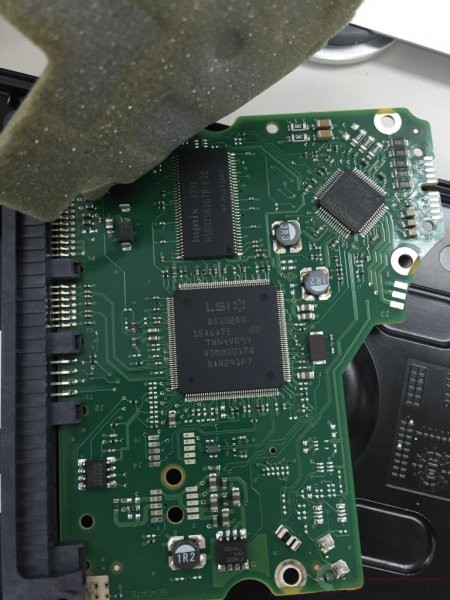 拆解希捷500g移动硬盘,希捷1tb固态硬盘拆解