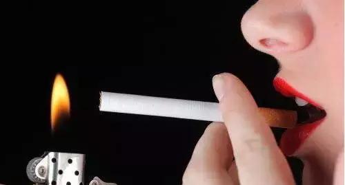 你知道吗？男人阳痿就是因为经常做这个事情