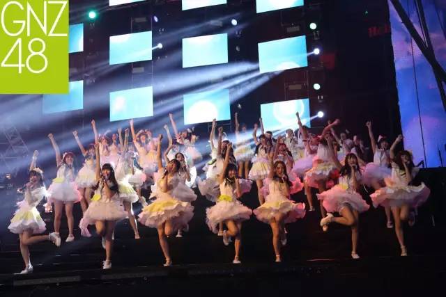 snh48第三届总决选演唱会刘昊然,snh48第十届总选演唱会完整版